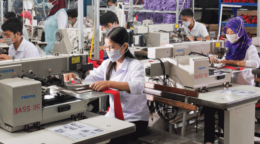 Choosing a Uniform Manufacturer: What Actually Matters